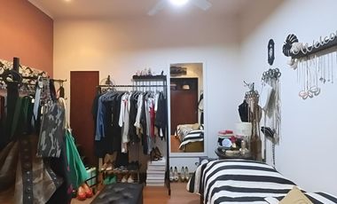 Casa de 5 ambientes en venta en Lanus Impecable!!!