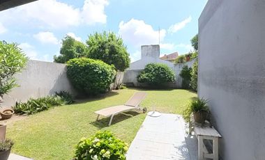 Casa de 5 ambientes en venta en Lanus Impecable!!!
