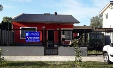 Casa en venta de 3 dormitorios c/ cochera en San Bernardo