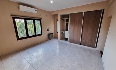 Casa en venta de 3 dormitorios c/ cochera en Almona