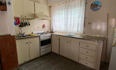 Casa en venta de 6 dormitorios c/ cochera en Mar del Tuyú