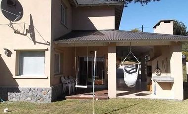 Casa en venta de 3 dormitorios c/ cochera en Valeria del Mar