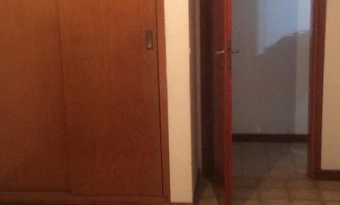 Venta Monte Grande Muy Buena Casa En Esquina De 2 Plantas Con 3 Dormitorios.