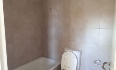 Venta Monte Grande Departamento 2 Ambientes Frente a La Estacion!!