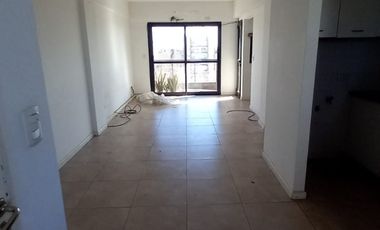 Venta Monte Grande Departamento 2 Ambientes Frente a La Estacion!!