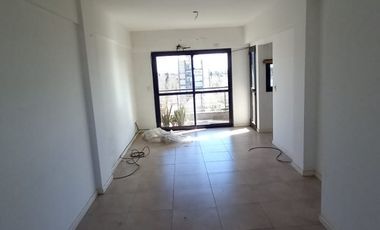 Venta Monte Grande Departamento 2 Ambientes Frente a La Estacion!!