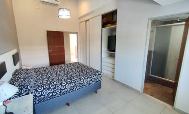 CASA VENTA 6 AMB EL PALOMAR PILETA PARRILLA COCHER