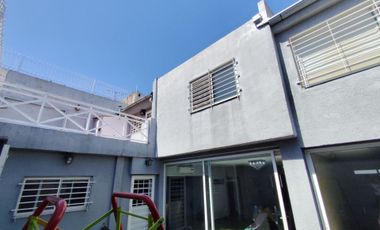 CASA VENTA 6 AMB EL PALOMAR PILETA PARRILLA COCHER