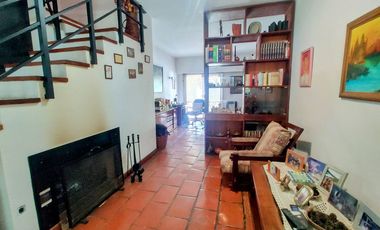 VENTA CASA 6 AMB EN MONTE GRANDE PARQUE COCHERAS