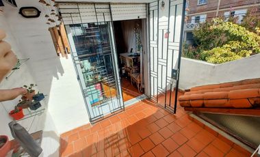 VENTA CASA 6 AMB EN MONTE GRANDE PARQUE COCHERAS