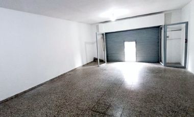 Venta Casa 4 ambientes con Local Florencio Varela