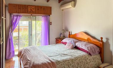VENTA CASA EN GUTIERREZ 4 AMBIENTES
