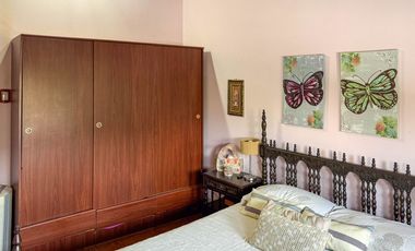 VENTA CASA EN GUTIERREZ 4 AMBIENTES
