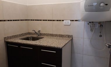 H. Yrigoyen 1200 Victorian Office. 2do Piso Contrafrente