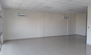 H. Yrigoyen 1200 Victorian Office. 2do Piso Contrafrente