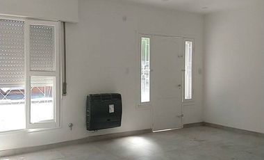 CASA EN VENTA - NUEVA A ESTRENAR - SAN PEDRO
