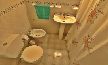 Dúplex en venta de 2 dormitorios c/ cochera en San Bernardo