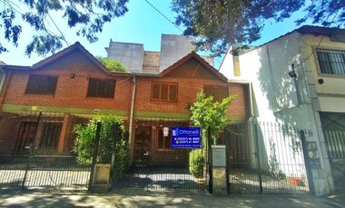 Dúplex en venta de 2 dormitorios c/ cochera en San Bernardo