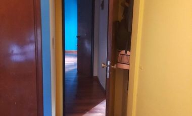 Casa en venta de 2 dormitorios c/ cochera en Ramos Mejía