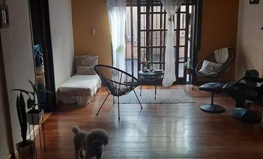 Casa en venta de 2 dormitorios c/ cochera en Ramos Mejía