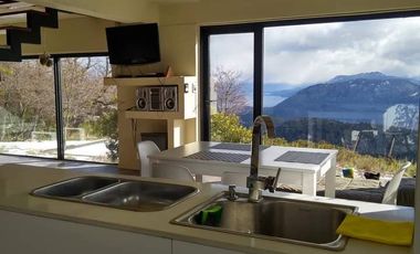 FINA PATAGONIA. Espectacular casa en venta. Club de Campo Miralejos, San Martin de los Andes
