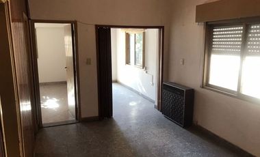 Casa Ph En Venta En Ramos Mejia Sur