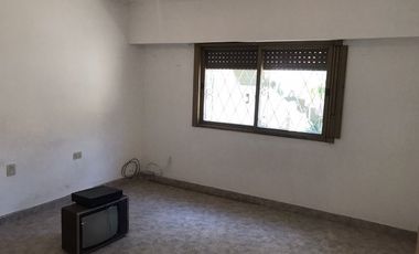 Casa Ph En Venta En Ramos Mejia Sur