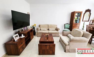 Venta Monte Grande  Casa de 2 dormitorios c/ cochera Condominio Los Robles