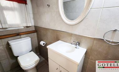 Venta Monte Grande  Dúplex de 2 dormitorios c/ cochera en Condominio Los Robles