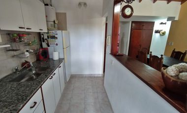 Departamento en venta de 2 dormitorios c/ cochera en San Bernardo