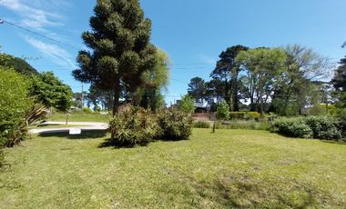 LOTE EN VENTA EN SIERRA DE LOS PADRES - EXCELENTE ESQUINA DE 700 m²