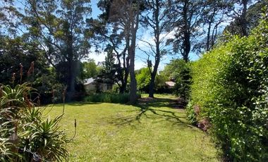 LOTE EN VENTA EN SIERRA DE LOS PADRES - EXCELENTE ESQUINA DE 700 m²