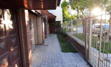 BAJO SU VALOR - CHALET 4 AMB. EN VENTA EN MAR DEL PLATA
