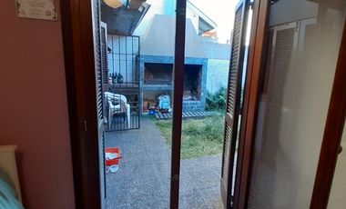 BAJO SU VALOR - CHALET 4 AMB. EN VENTA EN MAR DEL PLATA