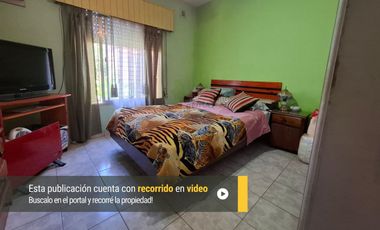 Venta casa 4 amb,con cochera y parrilla F.Varela
