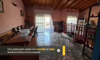 Venta casa 4 amb,con cochera y parrilla F.Varela