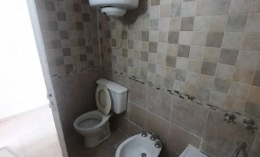 Departamento en venta de 2 dormitorios c/ cochera en San Miguel