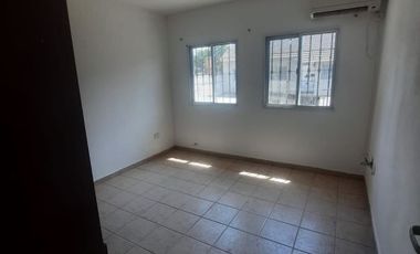 Departamento en venta de 2 dormitorios c/ cochera en San Miguel
