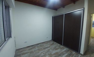 PH 2 AMB CON COCHERA DESCUBIERTA Y PATIO QUILMES