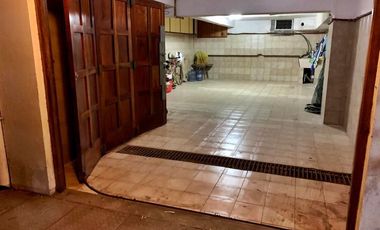 Dúplex en venta de 2 dormitorios c/ cochera en San Bernardo