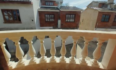 Dúplex en venta de 2 dormitorios c/ cochera en Costa Azul
