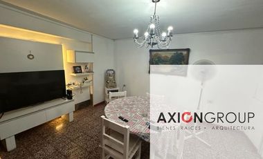 35 e/ 169 y 170- CASA DE 4 AMB. (BERISSO)