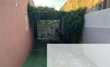 35 e/ 169 y 170- CASA DE 4 AMB. (BERISSO)