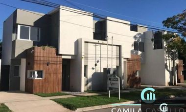 Dúplex en venta de 3 dormitorios c/ cochera en Ituzaingó Norte