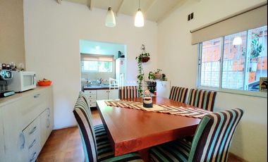 Casa en venta de 3 dormitorios c/ cochera en Garín