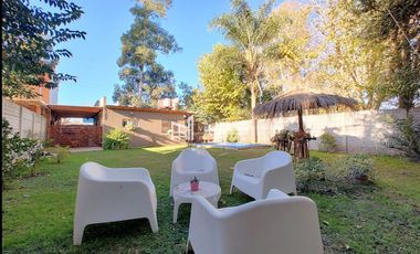 Casa en venta de 3 dormitorios c/ cochera en Garín