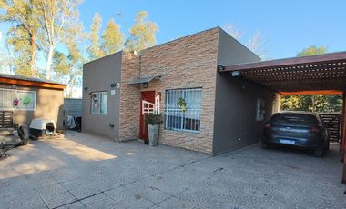 Casa en venta de 3 dormitorios c/ cochera en Garín