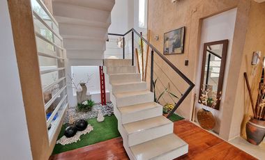 Casa en venta de 4 dormitorios c/ cochera en Bajo la Viña