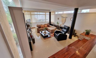 Casa en venta de 4 dormitorios c/ cochera en Bajo la Viña