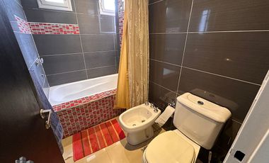Casa en venta de 4 dormitorios c/ cochera en Bajo la Viña
